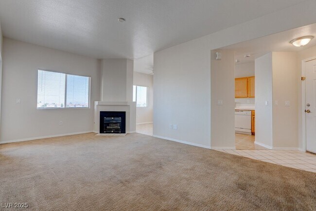 Building Photo - 1050 E Cactus Ave