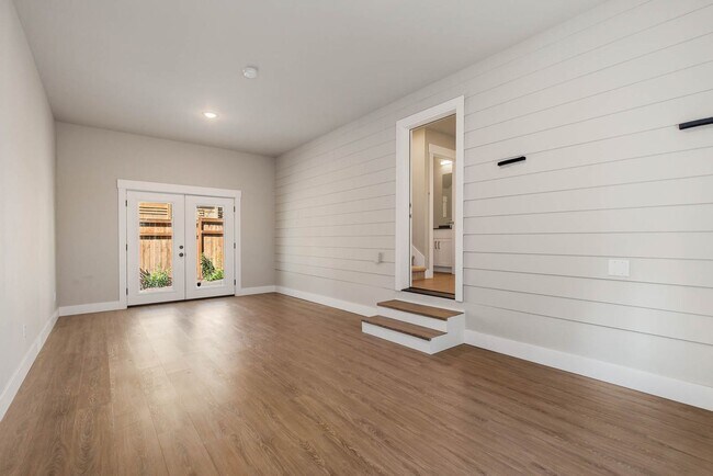 Building Photo - 9519 5th Ave NE