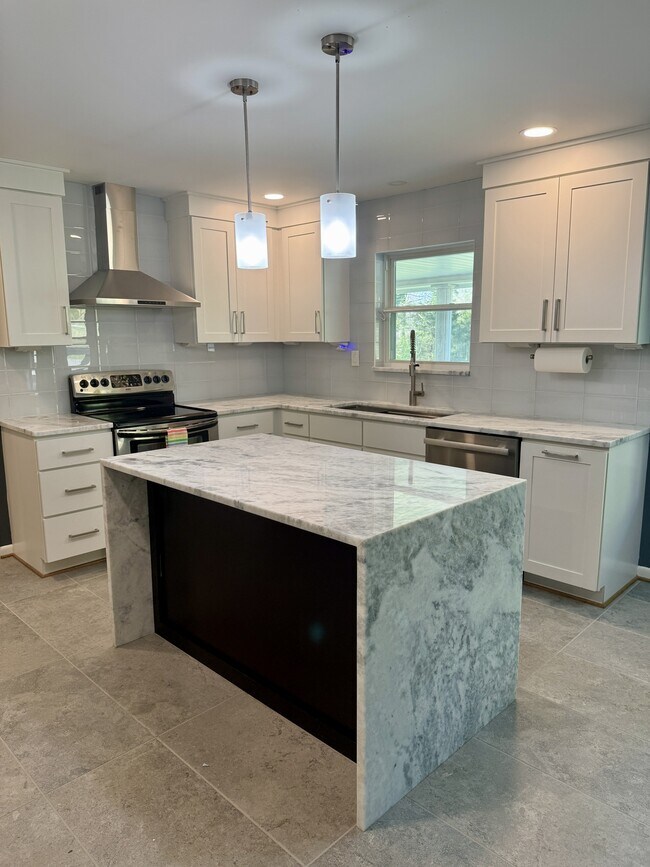 Building Photo - 4527 Terrace View Rd