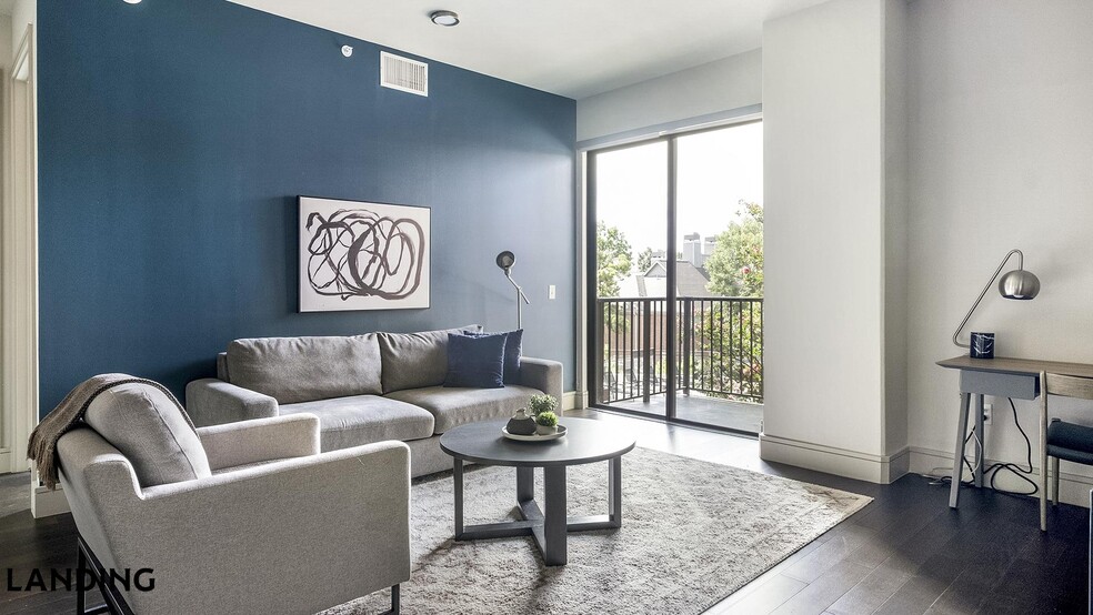 Building Photo - 1414 Wood Hollow Dr