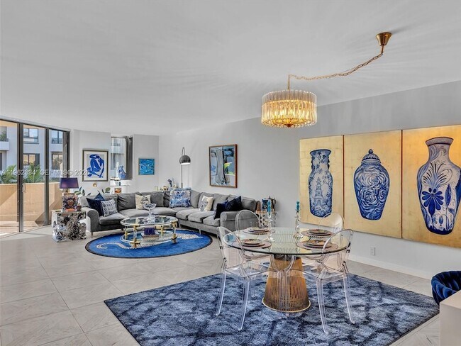 Building Photo - 101 Crandon Blvd