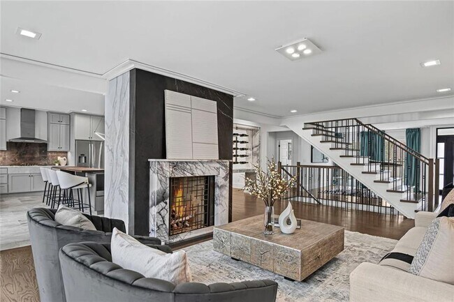 Building Photo - 6260 River Overlook Dr NW