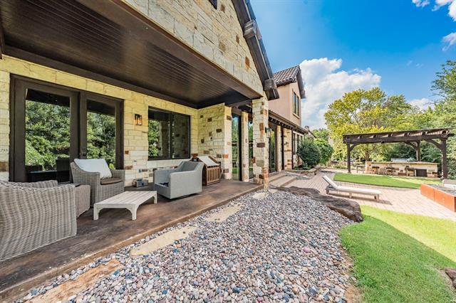 Building Photo - 1413 Post Oak Pl