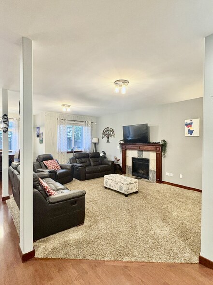 Building Photo - 18503 41st Dr SE