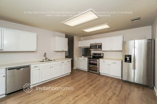 Building Photo - 827 Quitman Oak