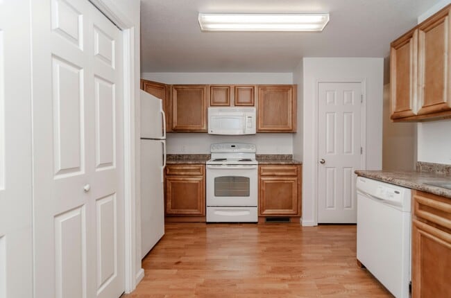 Building Photo - Please View 3D Virtual Walk-Through Before...