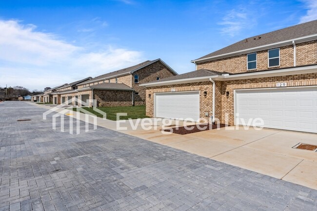 Building Photo - 129 Leggo Ave