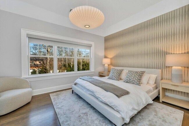 Building Photo - 21 Barn Ln