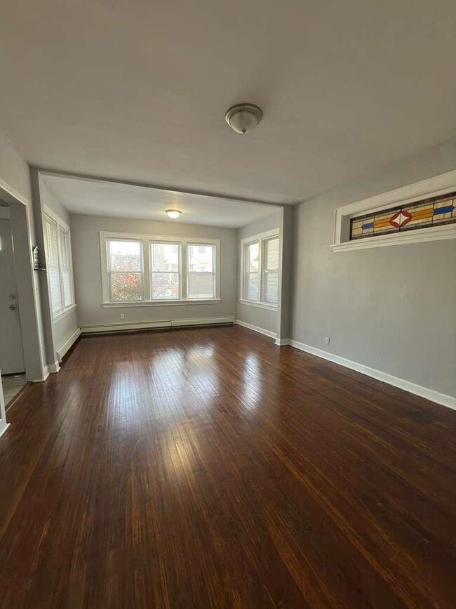 Building Photo - 275 Highland Ave