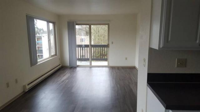 Building Photo - 2 bedroom in Seattle WA 98125