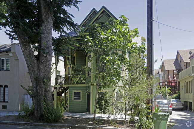 Building Photo - 1519 17th St