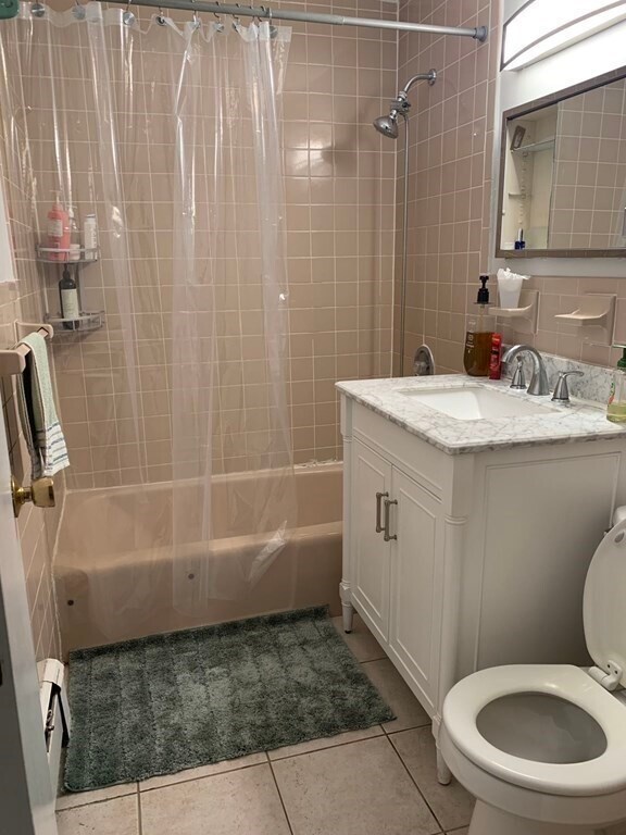 Building Photo - 366 Elliot St