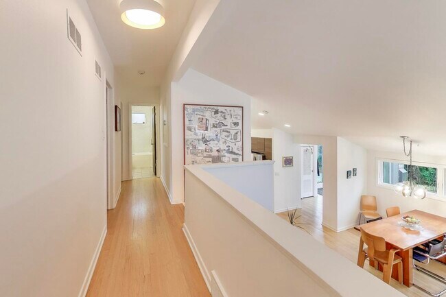 Building Photo - 321 Ferndale Rd