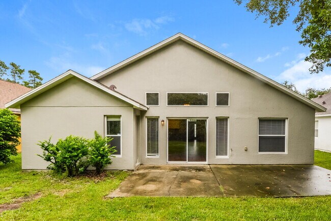 Building Photo - 4240 Forest Island Dr