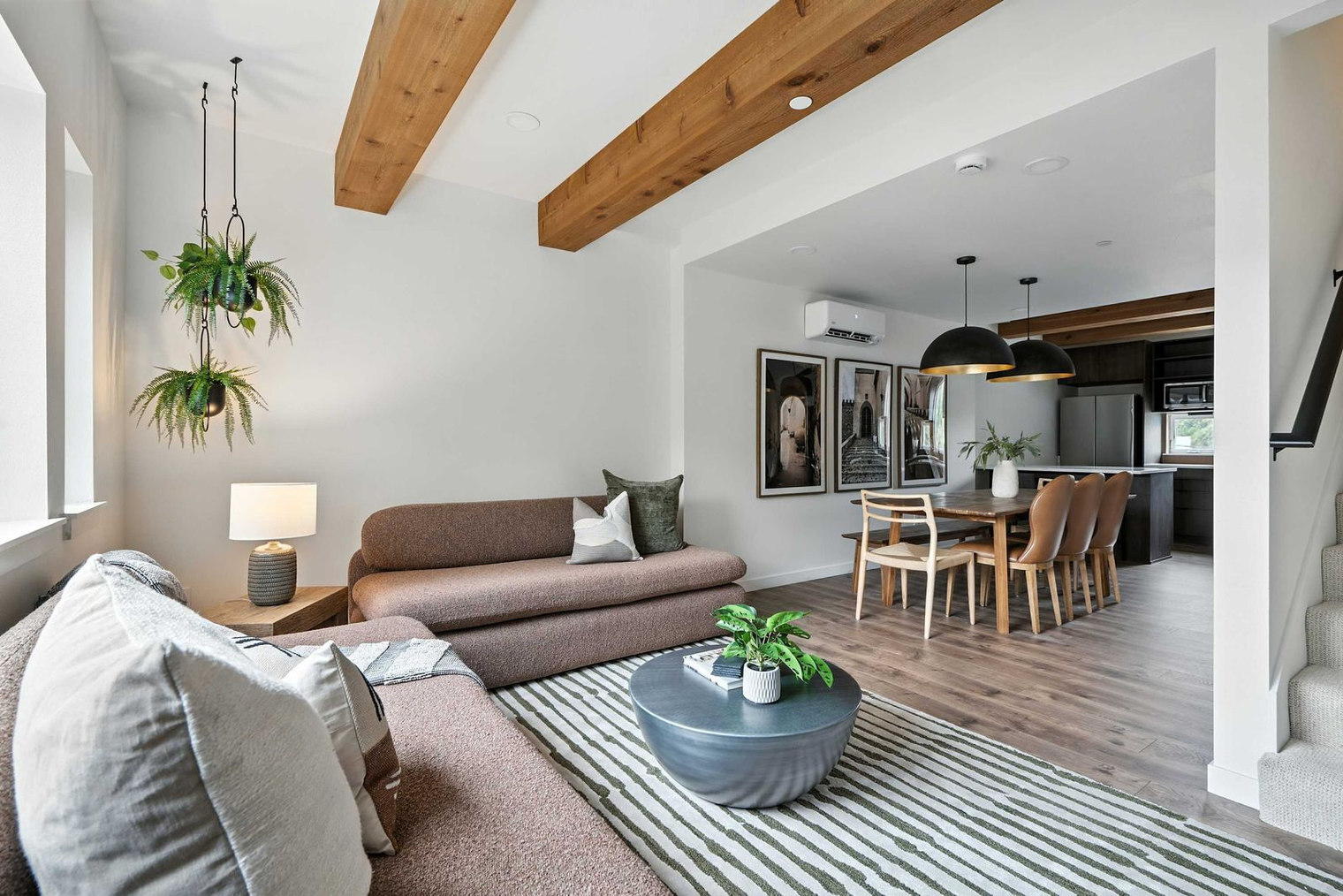 Building Photo - 925 NE 23rd Ave