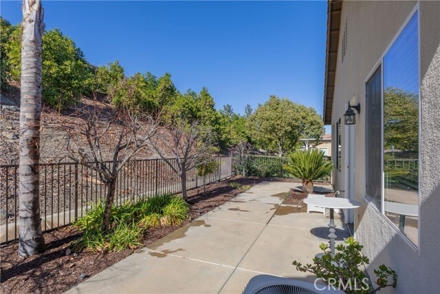 Building Photo - 24639 Hatton Ln