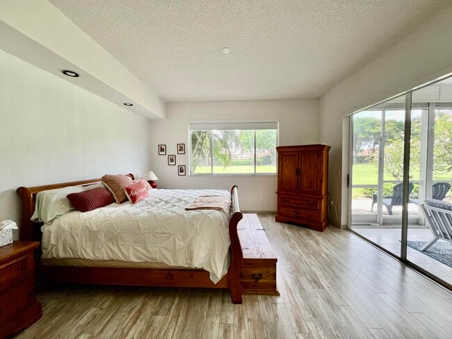 Building Photo - 2431 NW 59th St