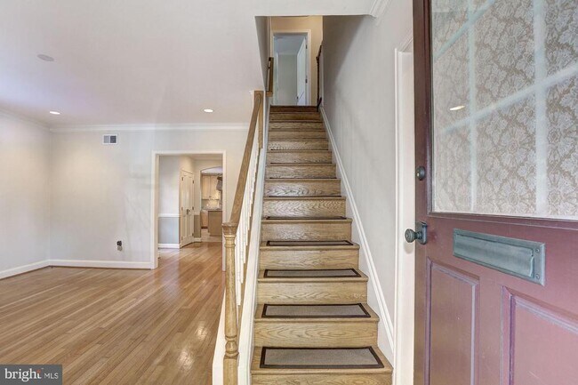 Building Photo - 5119 Manning Dr