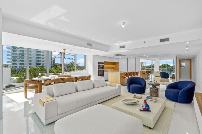 Building Photo - 1135 103rd St