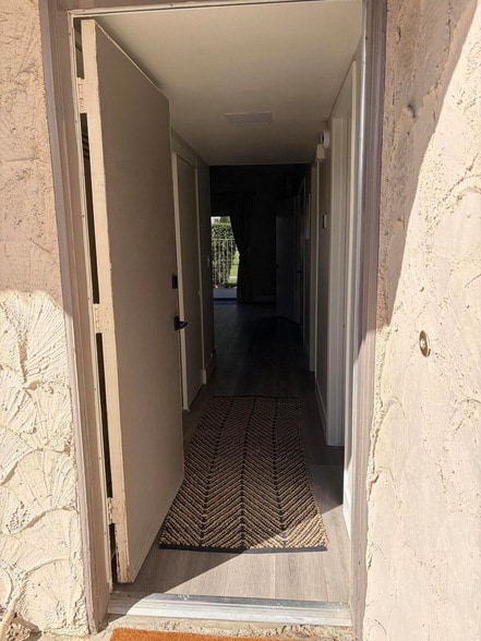 Building Photo - 48939 Eisenhower Dr