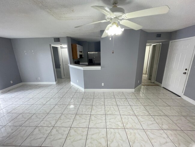 Building Photo - 3401 NW 44th St