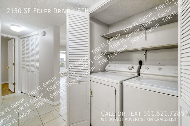 Building Photo - 2150 SE Edler Dr