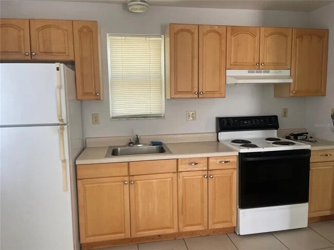 Primary Photo - 73 2nd Ave