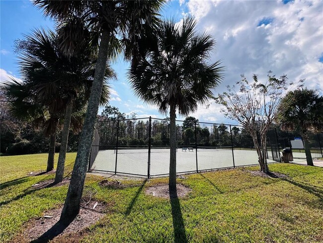 Building Photo - 10801 Spider Lily Dr