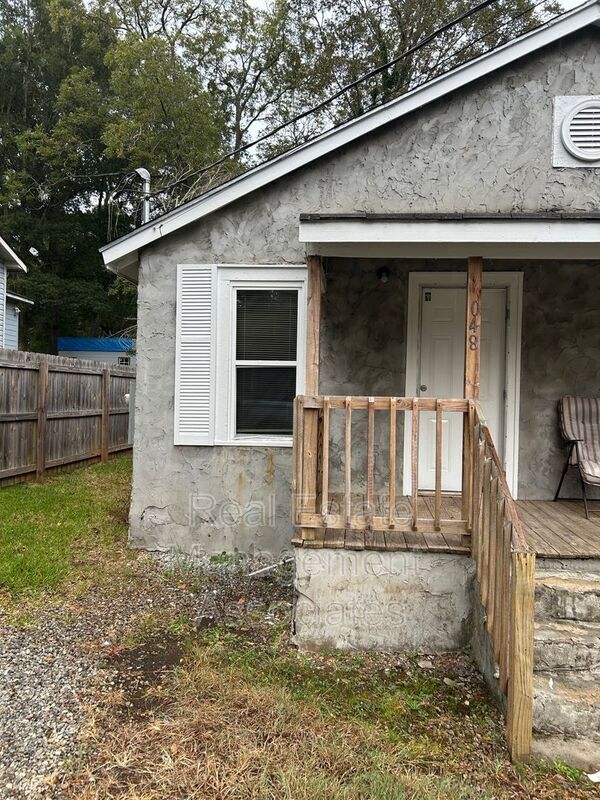 Building Photo - 840 Friedman St