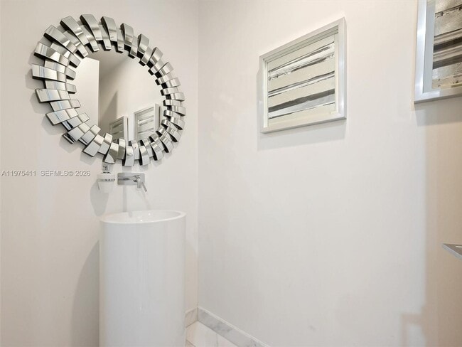 Building Photo - 10203 Collins Ave