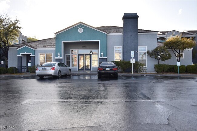 Building Photo - 6955 N Durango Dr