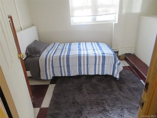 Primary Photo - 1094 Nugent Ave