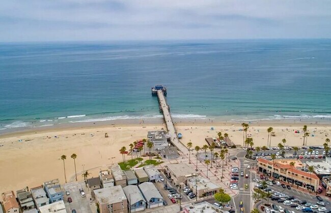 3 blocks to Pier - 1826 W Balboa Blvd