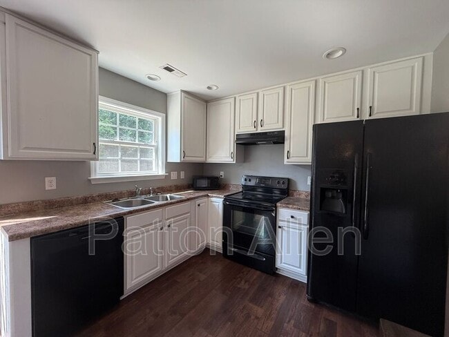 Building Photo - 210 Mud Creek Rd