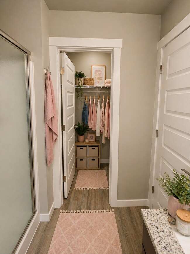 Building Photo - CC, LLC - Bldg 20