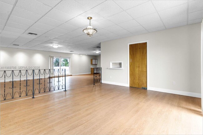 Building Photo - 14820 Naranja Lakes Blvd