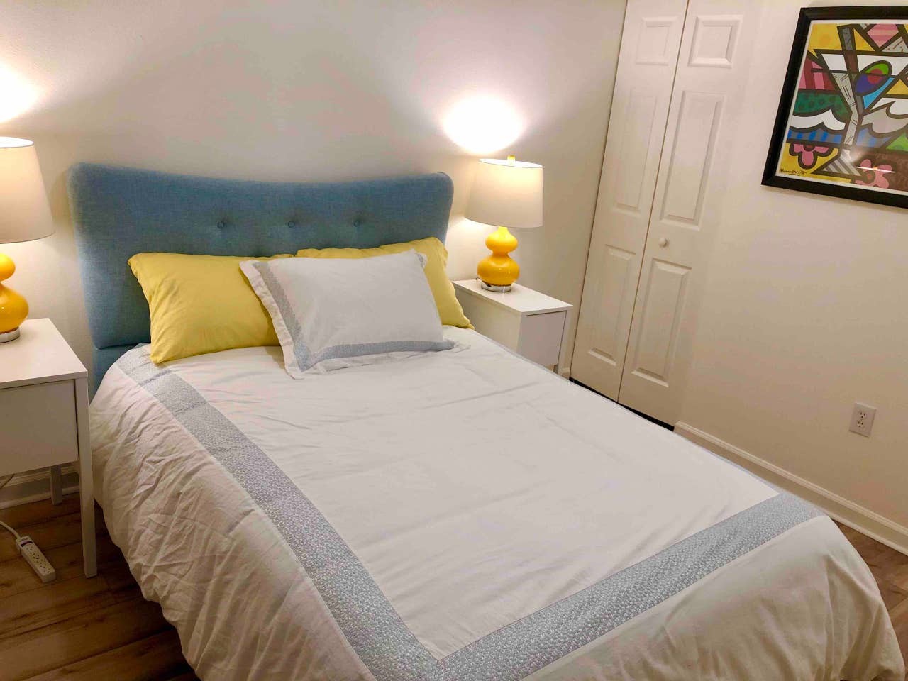 Building Photo - 1294 River Oaks Dr