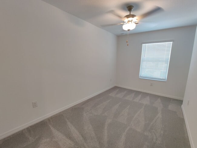 Building Photo - 21406 Darter Rd