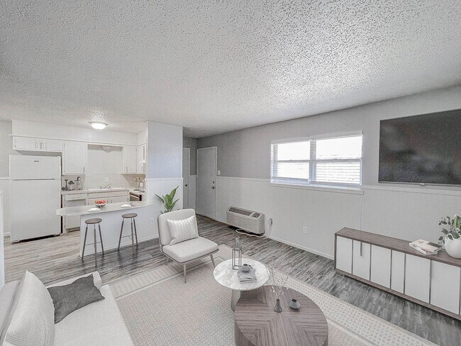 Building Photo - Remodeled units AVAILABLE NOW! Leasing fast!!!