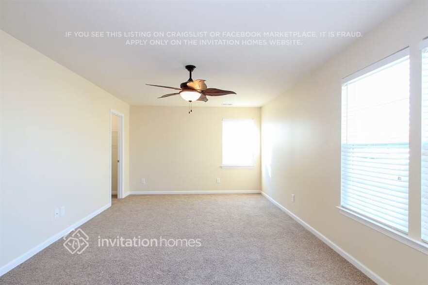 Building Photo - 10885 Tailwater St