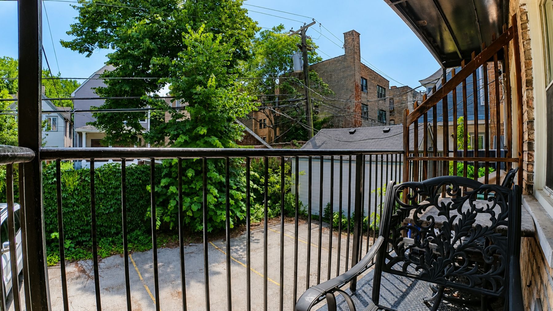 Building Photo - 1343 W Winona St