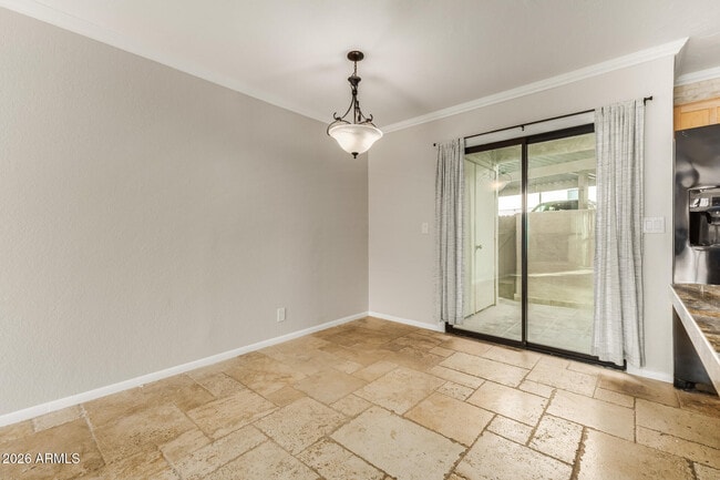 Building Photo - 1401 E Puget Ave