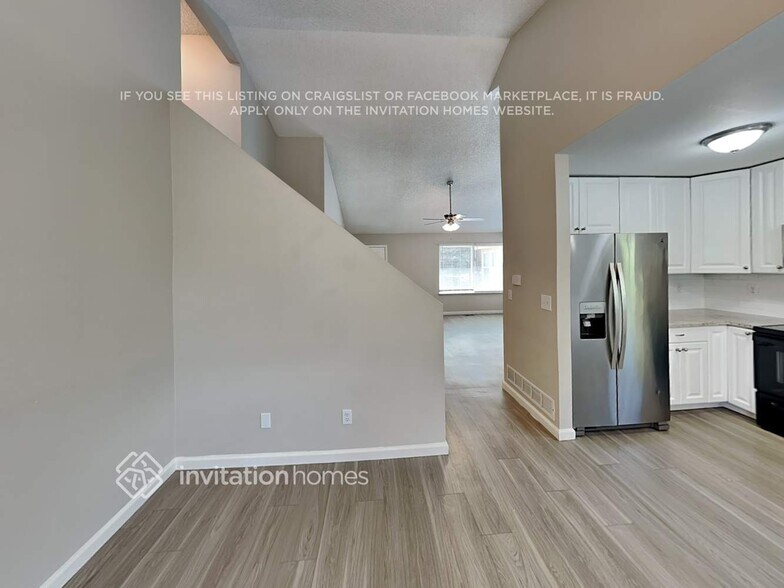 Building Photo - 4107 S Lewiston Cir