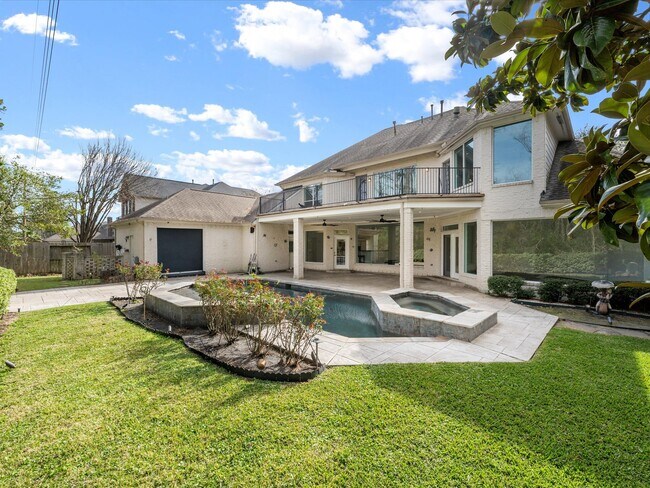 Building Photo - 15318 Beecham Dr