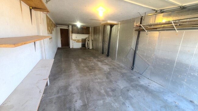 Building Photo - 945 Buchanan Ave