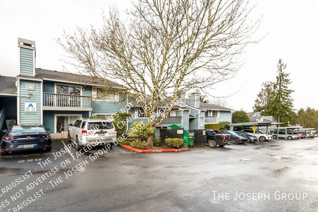 Building Photo - 16817 Larch Way