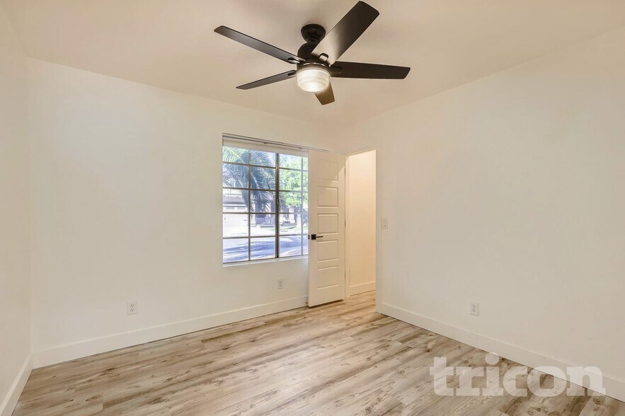 Building Photo - 4141 W Fallen Leaf Ln