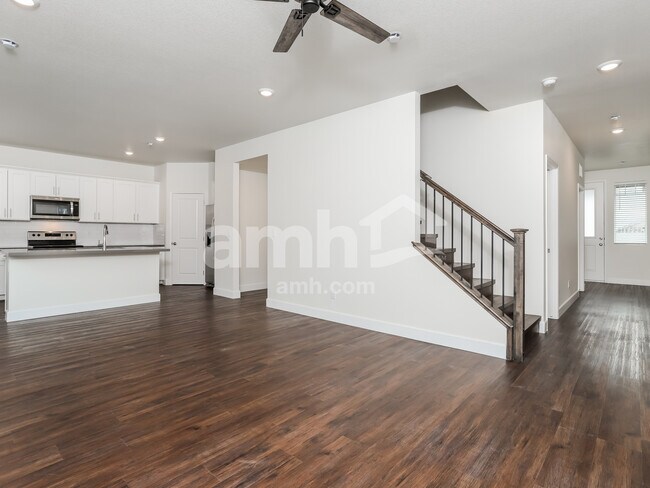 Building Photo - 6521 Enlightenment Dr