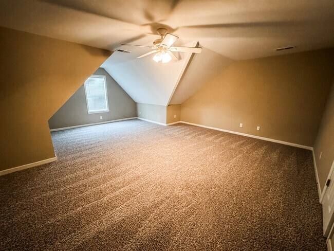 Building Photo - 10471 Ashboro Dr