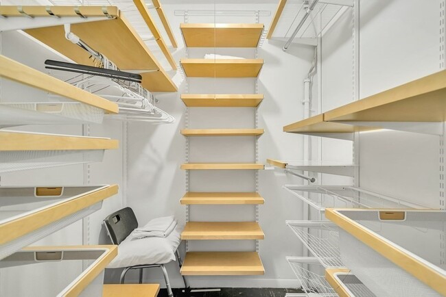 Building Photo - 8 Whittier Pl